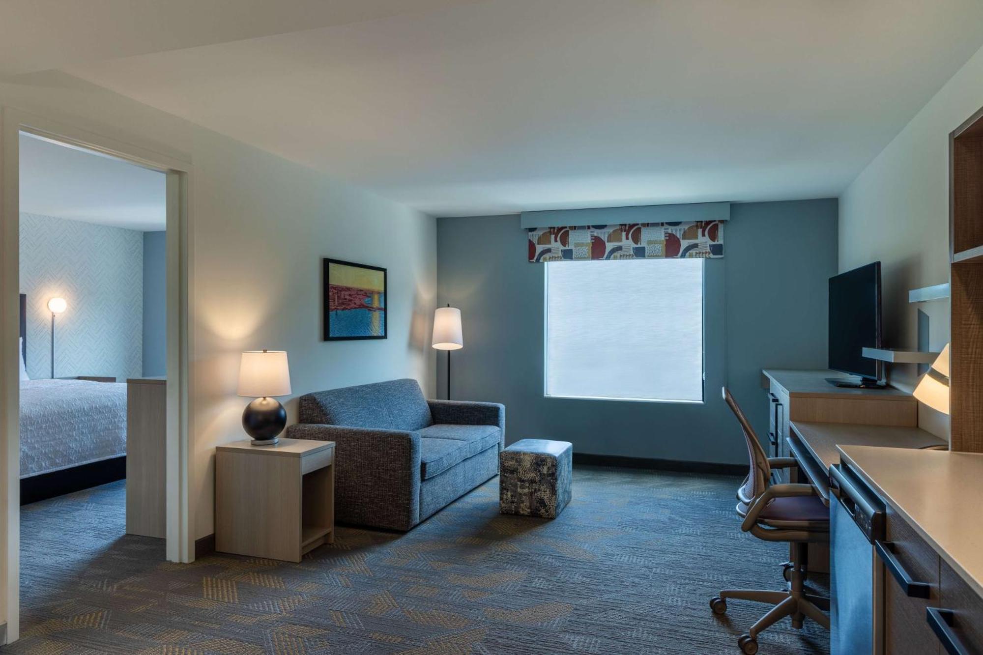 Home2 Suites By Hilton East Haven New Haven Экстерьер фото