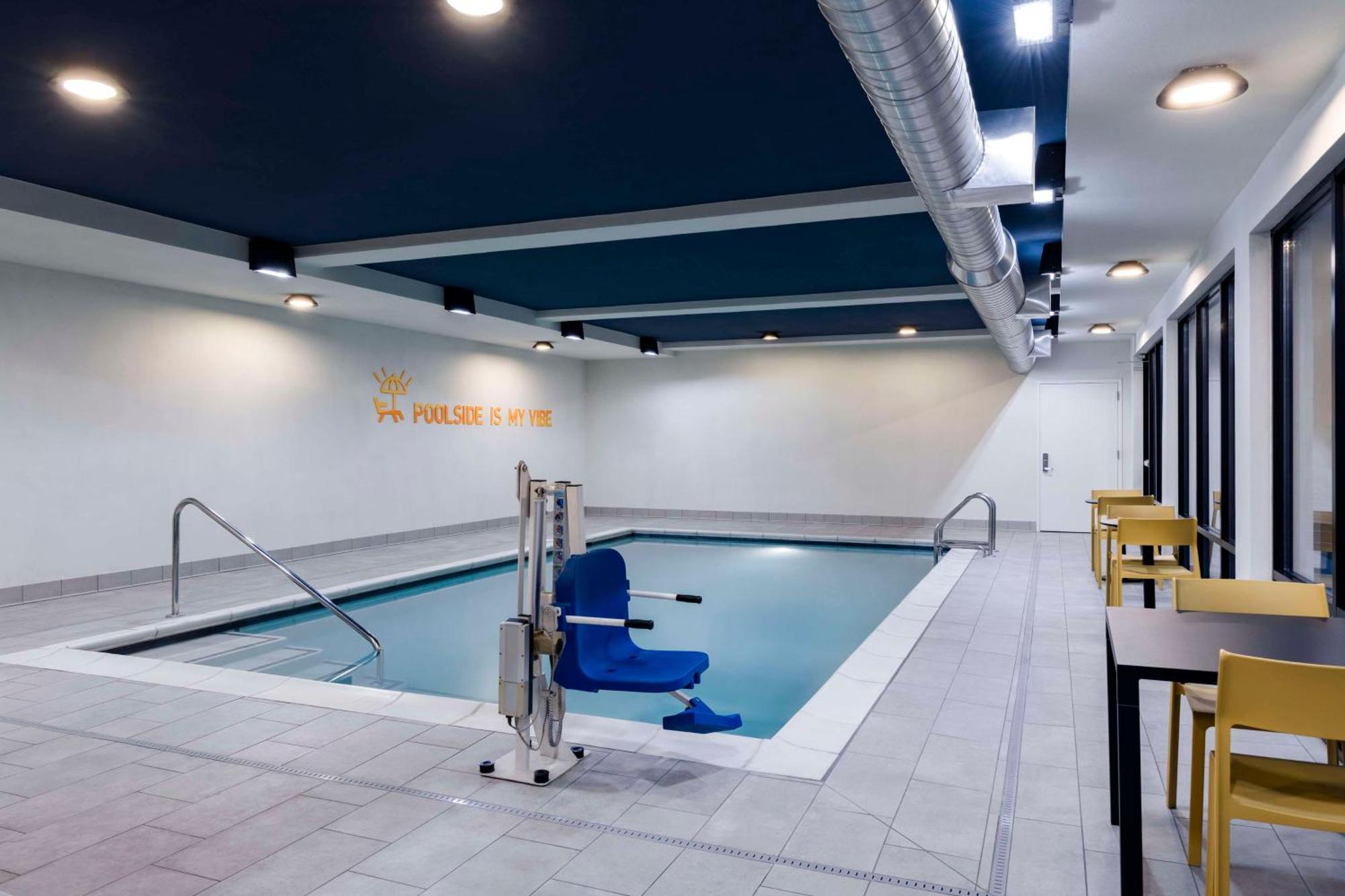 Home2 Suites By Hilton East Haven New Haven Экстерьер фото