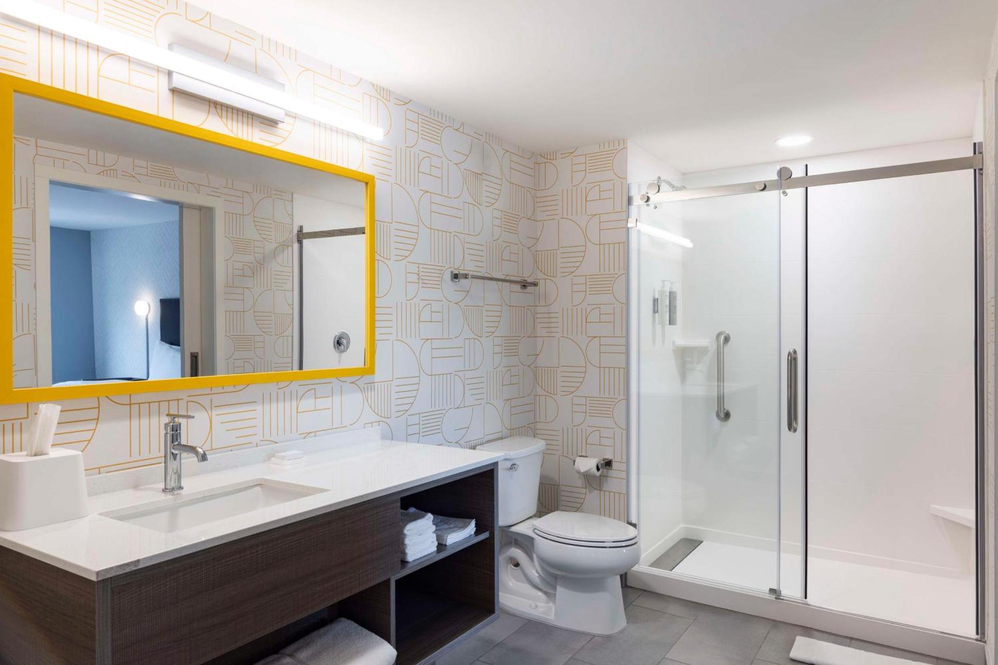 Home2 Suites By Hilton East Haven New Haven Экстерьер фото