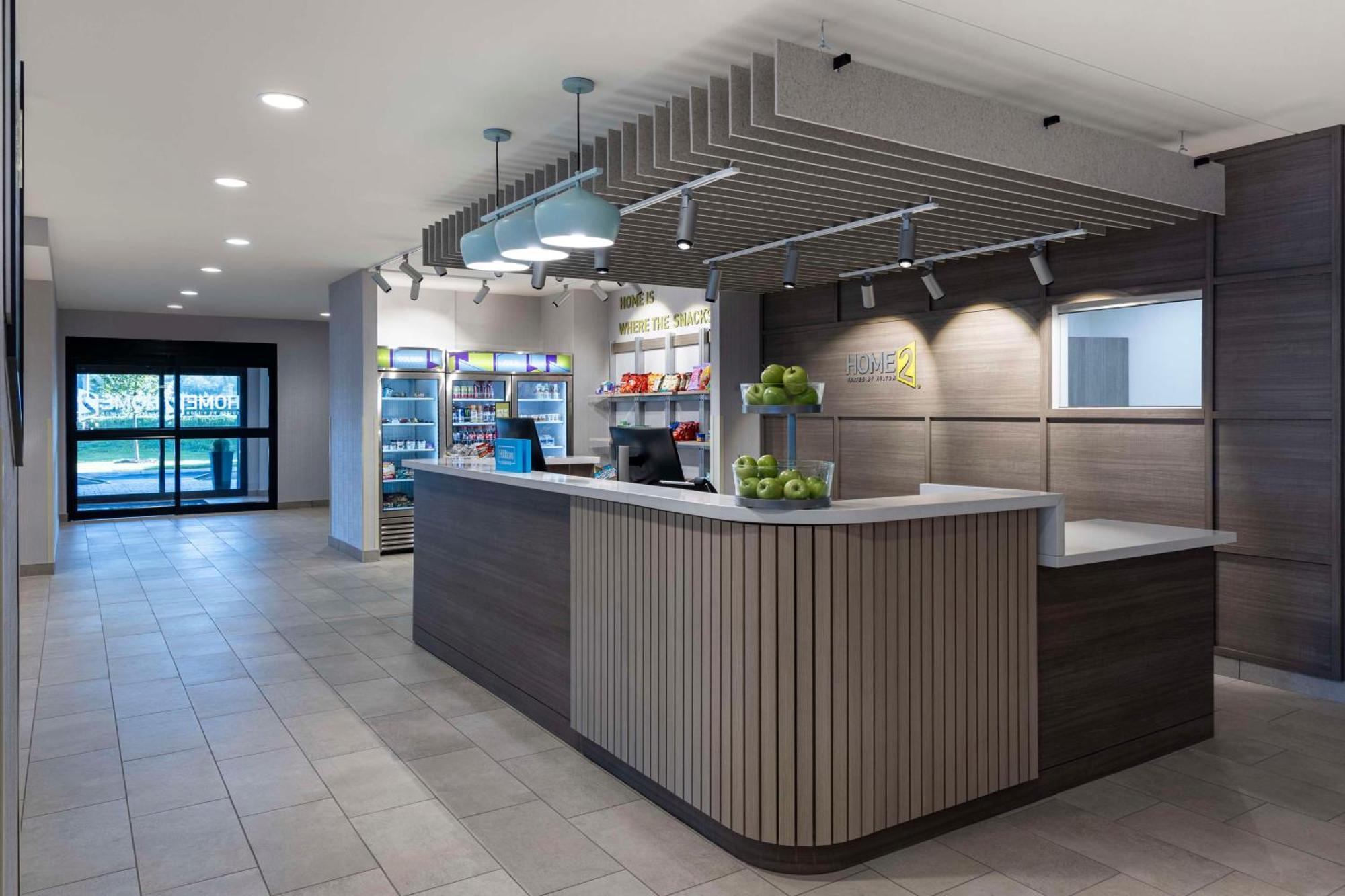 Home2 Suites By Hilton East Haven New Haven Экстерьер фото