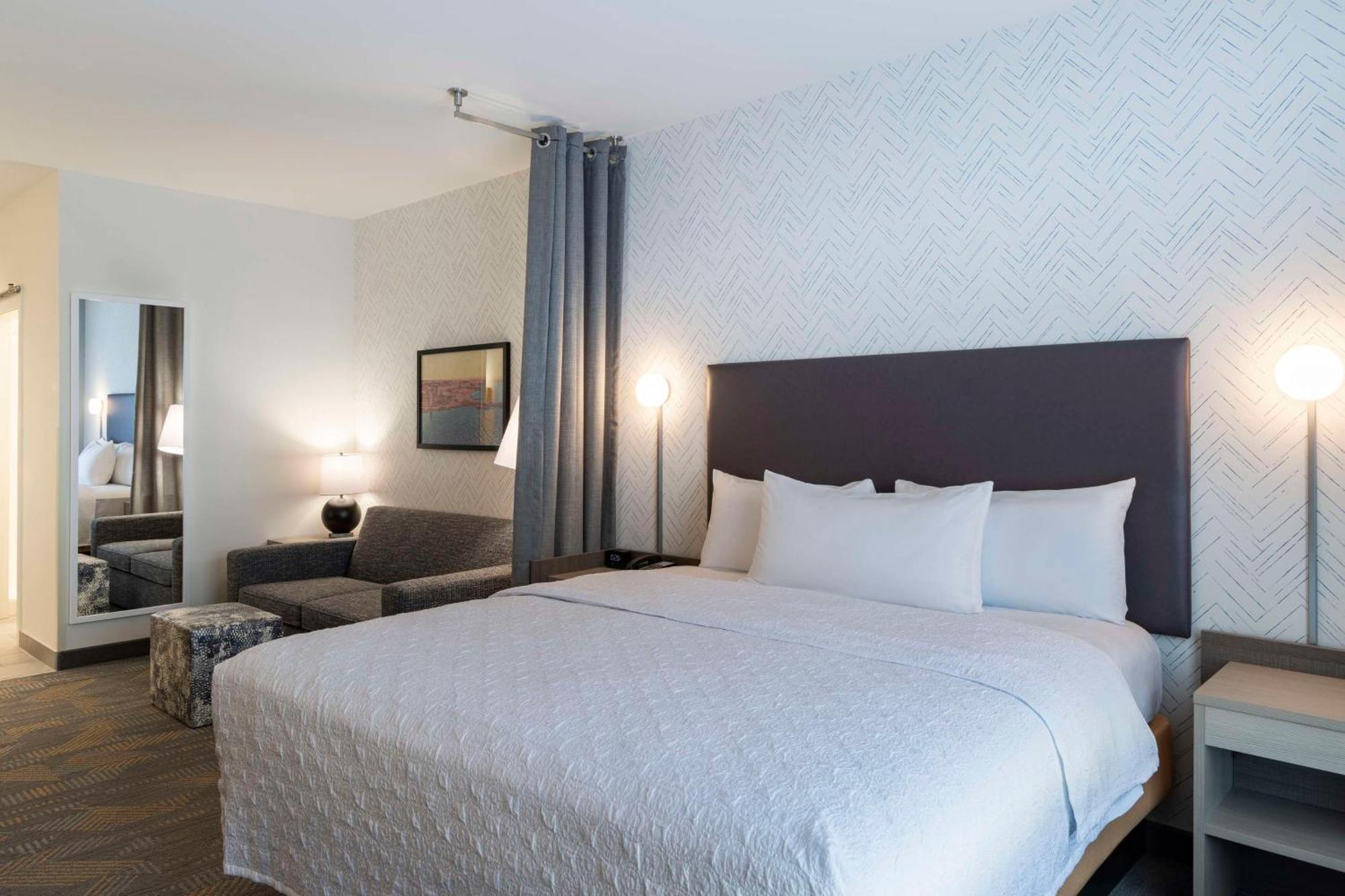 Home2 Suites By Hilton East Haven New Haven Экстерьер фото