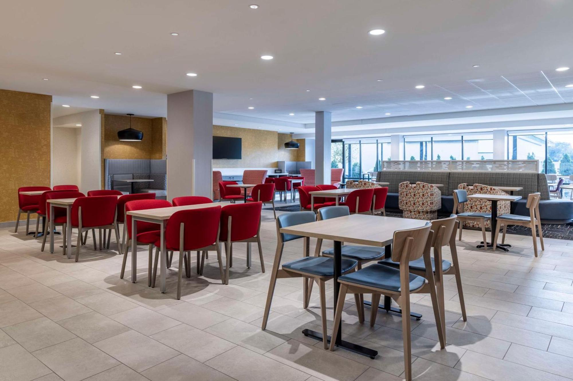 Home2 Suites By Hilton East Haven New Haven Экстерьер фото