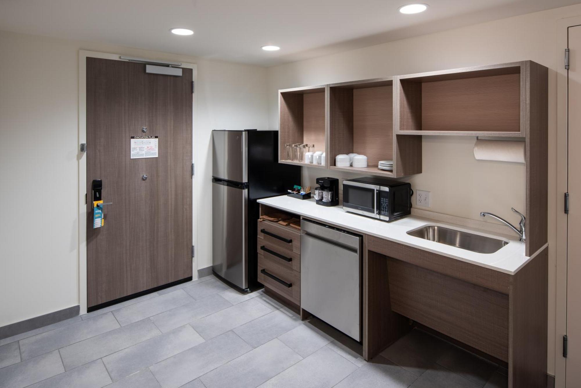 Home2 Suites By Hilton East Haven New Haven Экстерьер фото