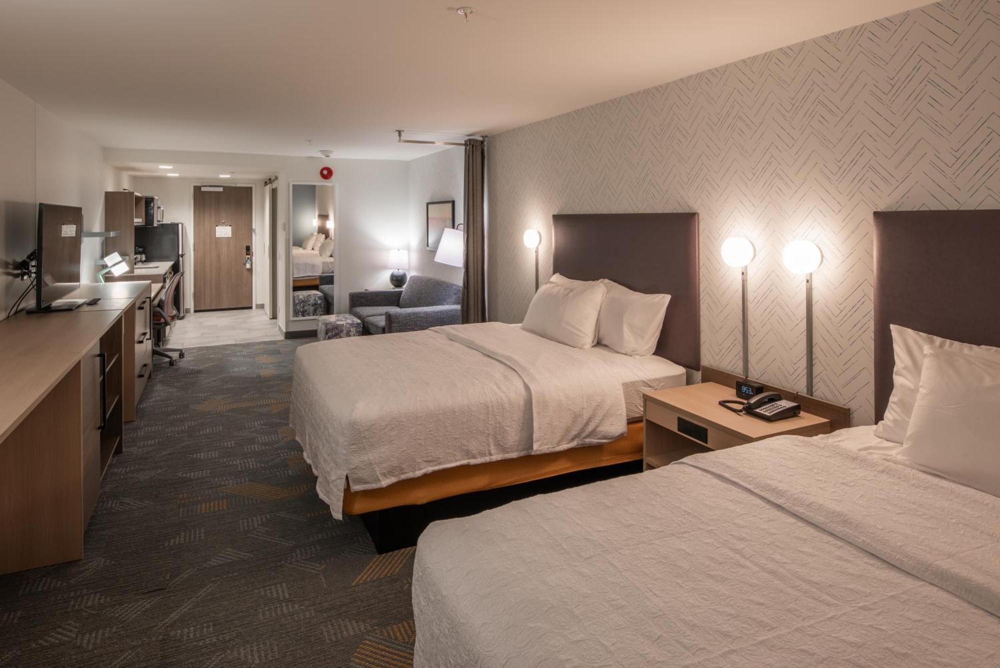 Home2 Suites By Hilton East Haven New Haven Экстерьер фото